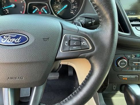 Used 2017 Ford Escape Titanium FWD image 15