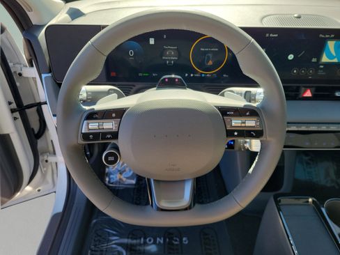 New 2026 Hyundai Ioniq 5 SE image 18