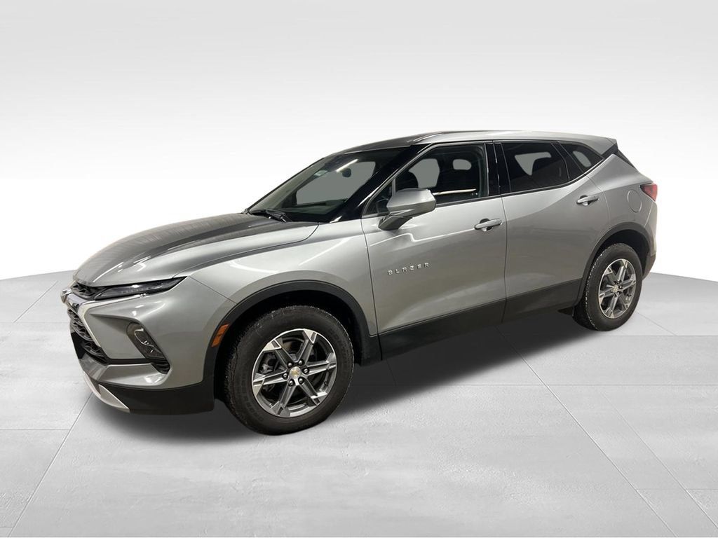 Certified 2023 Chevrolet Blazer LT AWD/4WD image 5