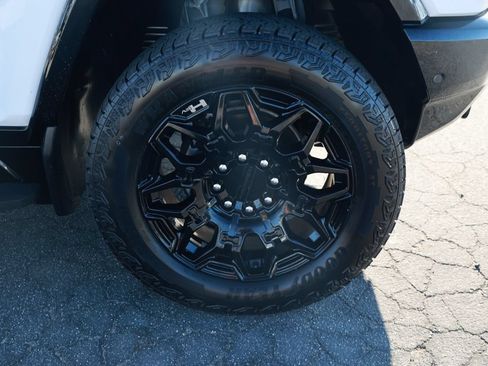 Used 2025 GMC Hummer EV 2X AWD/4WD image 8