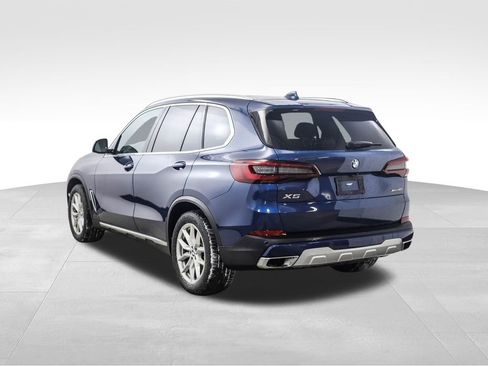 Used 2022 BMW X5 xDrive40i w/ Premium Package image 3