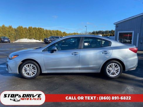 Used 2018 Subaru Impreza 2.0i Premium image 2