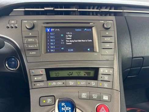 Used 2013 Toyota Prius Two FWD image 21