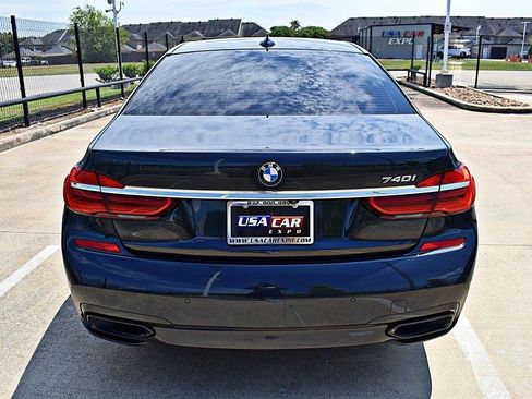 Used 2019 BMW 740i w/ Executive Package RWD image 6