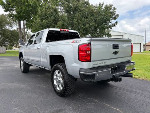 Used 2018 Chevrolet Silverado 2500 LTZ w/ Duramax Plus Package AWD/4WD image 8