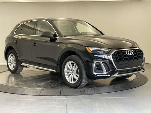 Certified 2024 Audi Q5 2.0T Premium w/ Convenience Package image 9