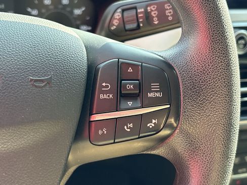 Used 2020 Ford Escape SE FWD image 17