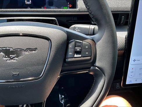 Used 2025 Ford Mustang Mach-E Premium AWD/4WD image 18