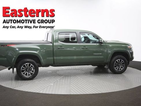 Used 2022 Toyota Tacoma TRD Sport AWD/4WD image 42