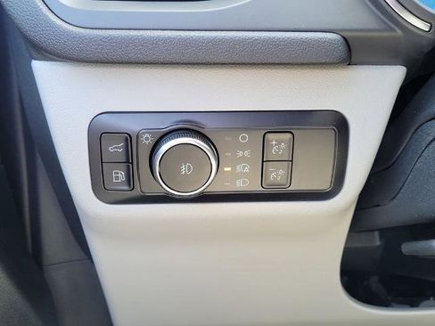 New 2025 Ford Escape SE w/ PHEV Premium Package image 14