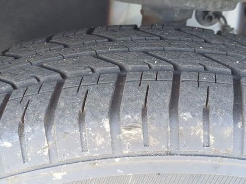 Used 2018 GMC Acadia SLT image 13