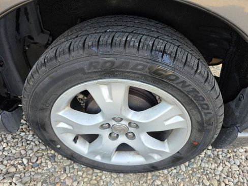 Used 2004 Toyota Matrix XR w/ Extra Value Pkg 2 FWD image 11