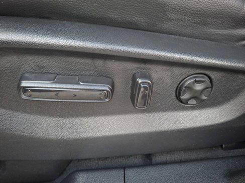 Used 2023 Honda Odyssey EX-L image 11