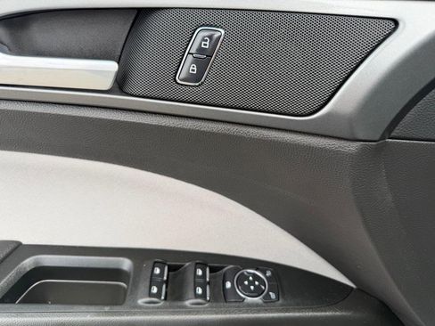Used 2016 Ford Fusion S FWD image 31