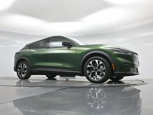 New 2026 Ford Mustang Mach-E Select image 43