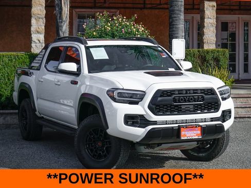 Used 2021 Toyota Tacoma TRD Pro AWD/4WD image 2