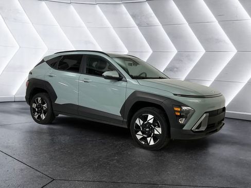 Used 2024 Hyundai Kona SEL AWD/4WD image 1