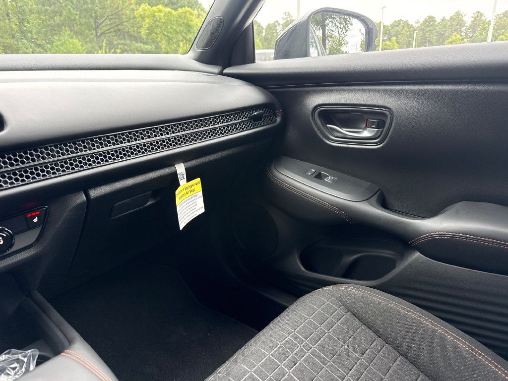 Certified 2026 Honda HR-V Sport image 18