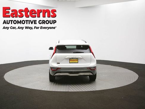 Used 2023 Kia Niro Wave image 38