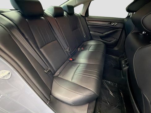 Used 2022 Honda Accord Touring image 14