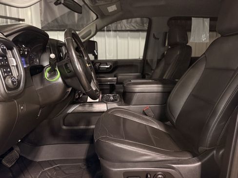 Used 2021 Chevrolet Silverado 2500 LTZ w/ LTZ Convenience Package AWD/4WD image 31