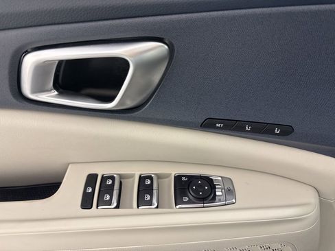 New 2026 Kia Carnival EX FWD image 26