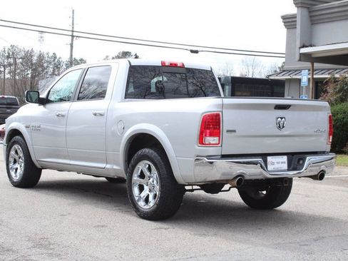 Used 2017 RAM 1500 Laramie w/ Convenience Group AWD/4WD image 6