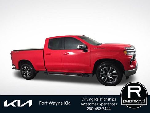 Used 2024 Chevrolet Silverado 1500 LT AWD/4WD image 6