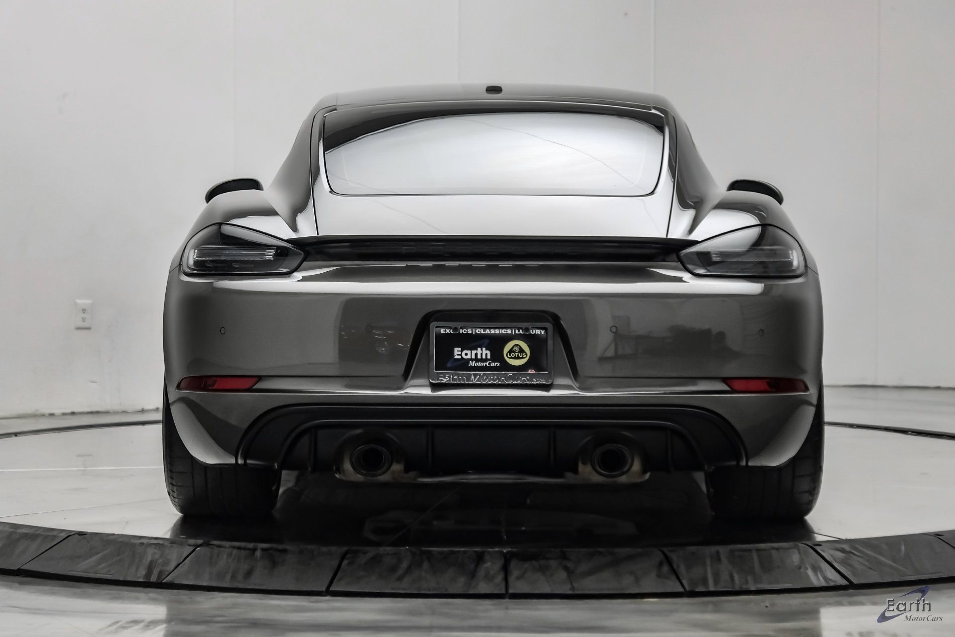 Used 2023 Porsche 718 Cayman GTS RWD image 11