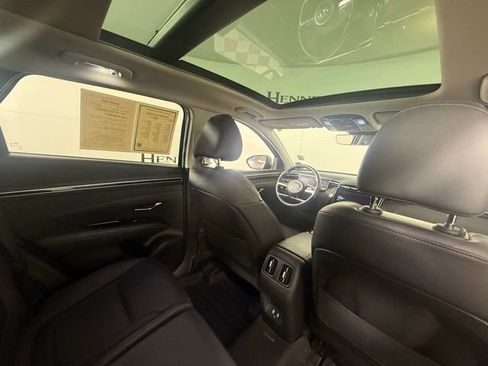 Used 2023 Hyundai Tucson Limited w/ Cargo Package image 17
