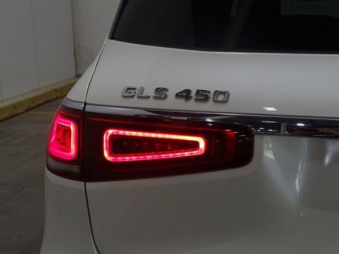 Used 2020 Mercedes-Benz GLS 450 4MATIC image 48
