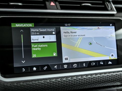 Used 2018 Land Rover Range Rover Velar S AWD/4WD image 27