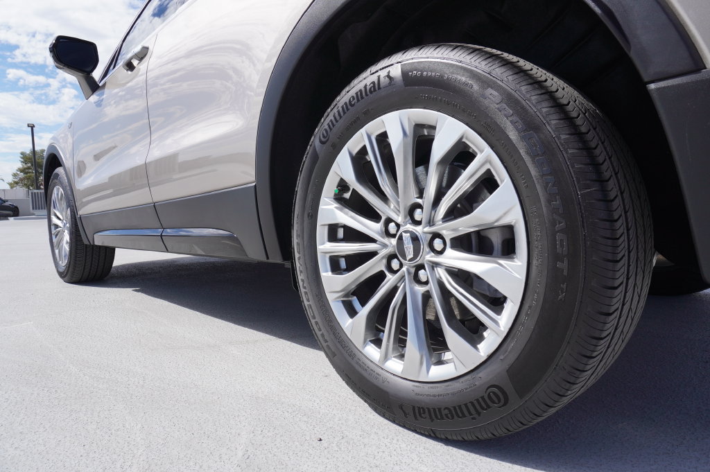 Certified 2025 Cadillac XT4 Premium Luxury FWD image 6