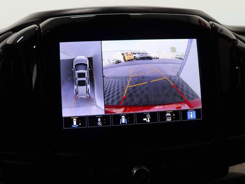 Used 2023 Chevrolet Traverse RS image 14