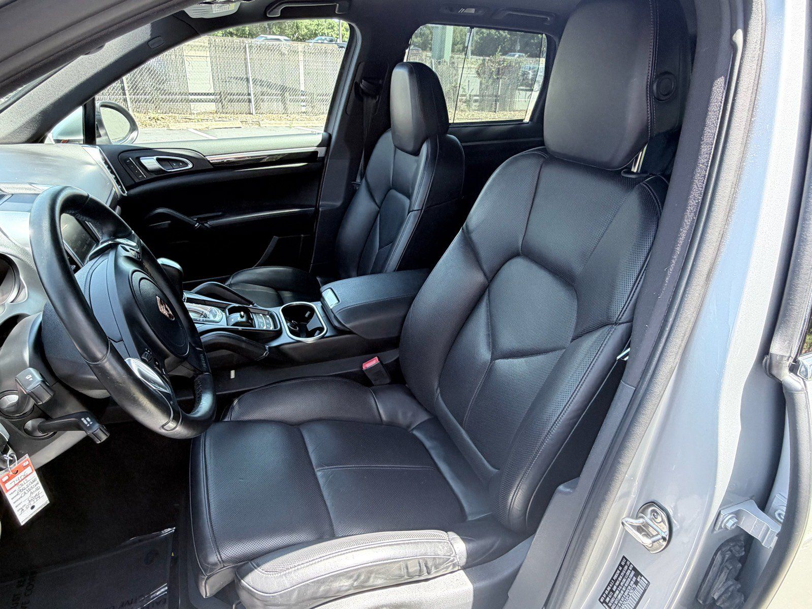 Used 2012 Porsche Cayenne AWD/4WD image 7