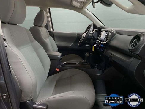 Used 2022 Toyota Tacoma SR image 22
