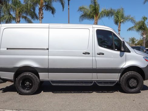 Used 2020 Mercedes-Benz Sprinter 3500 image 11