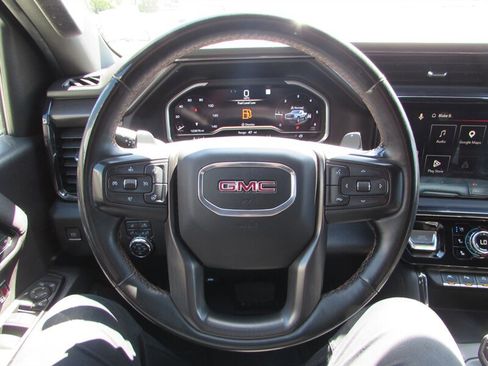 Used 2023 GMC Sierra 1500 AT4 w/ Technology Package AWD/4WD image 16