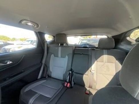 Used 2025 Chevrolet Blazer LT image 16