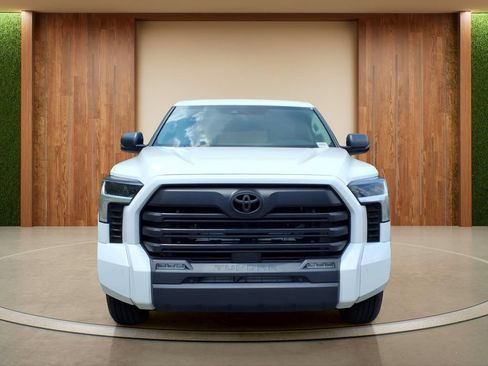 Used 2024 Toyota Tundra SR5 w/ SR5 Convenience Package AWD/4WD image 2