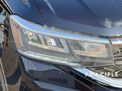 Used 2022 Volkswagen Taos S FWD image 9