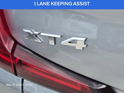 Used 2025 Cadillac XT4 Premium Luxury FWD image 10