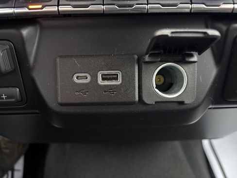 Used 2021 GMC Sierra 1500 Elevation w/ X31 Off-Road Package image 39