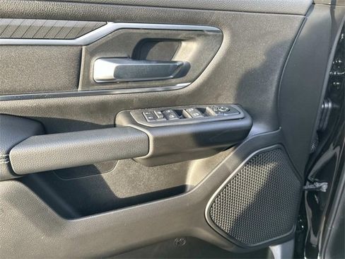 New 2026 RAM 1500 4x4 Crew Cab image 5