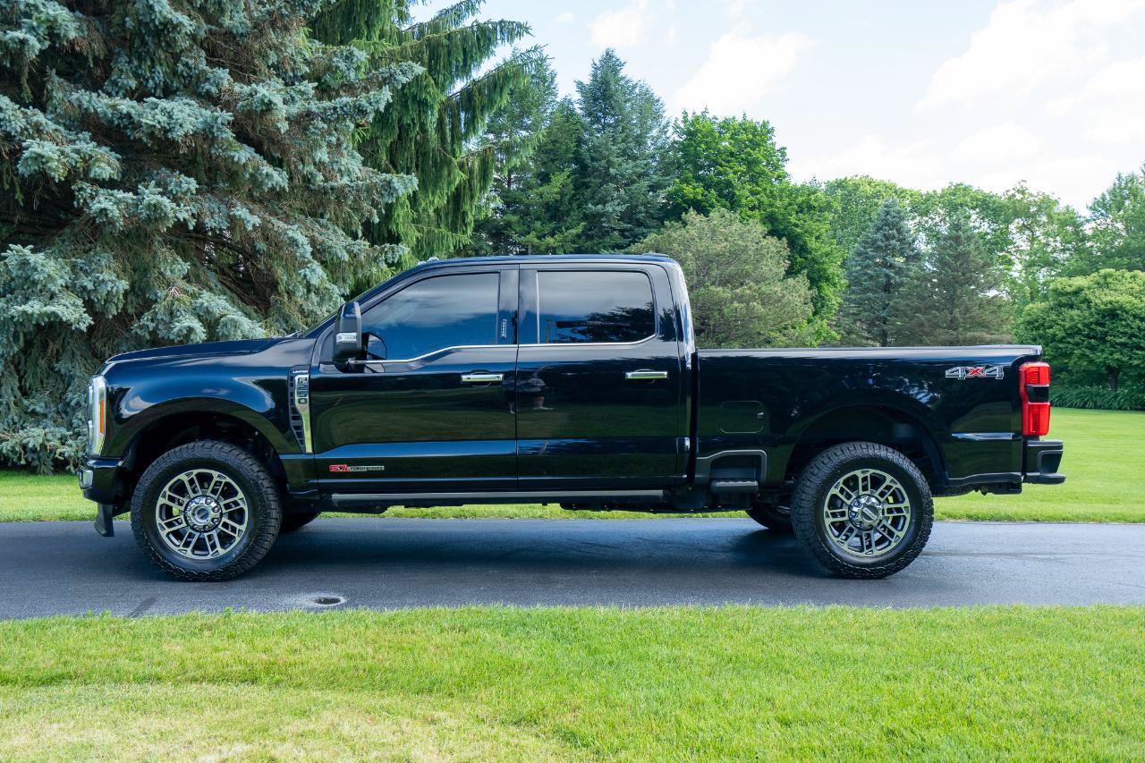 Used 2023 Ford F250 Limited AWD/4WD image 6