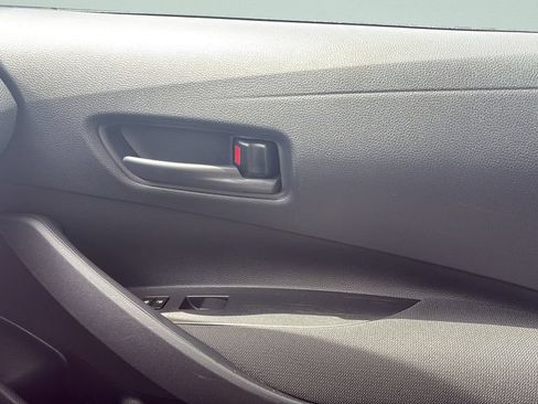 Used 2024 Toyota Corolla LE FWD image 13