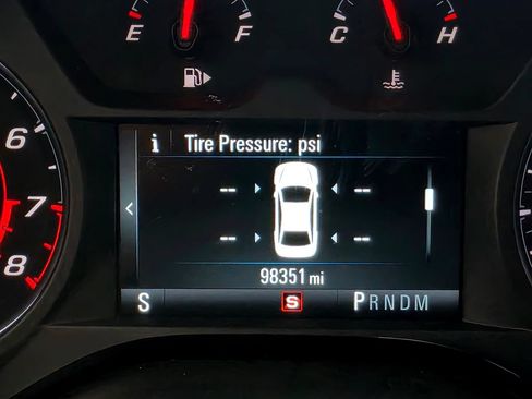 Used 2017 Chevrolet Camaro LT RWD image 22