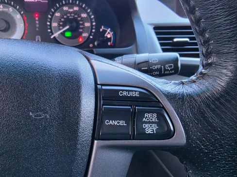 Used 2012 Honda Odyssey EX-L image 19