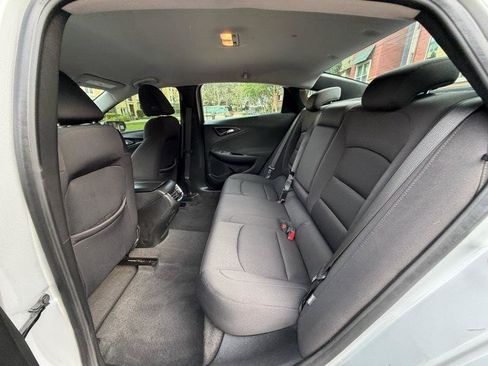 Used 2020 Chevrolet Malibu LT FWD image 30
