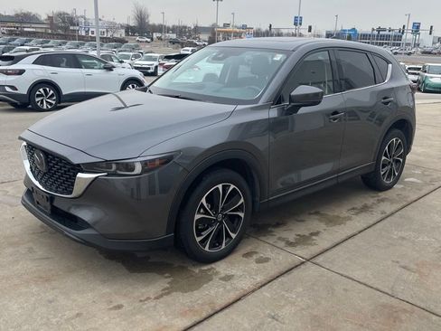 Used 2022 MAZDA CX-5 AWD 2.5 S w/ Premium Plus Pkg image 2